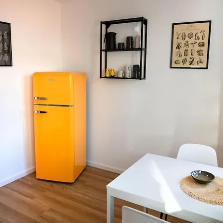 Grosse Schicke Altstadtlage Parkplatz * فولدا